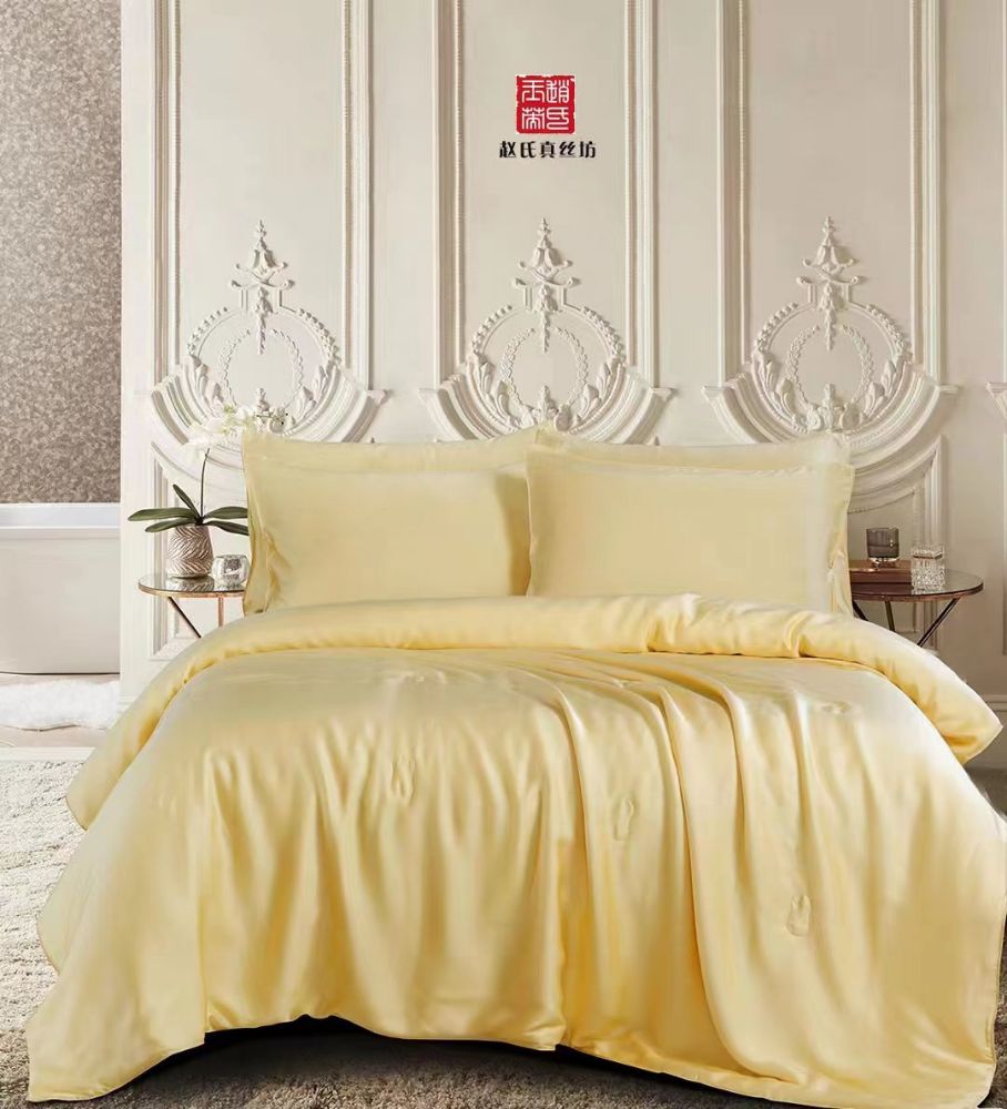 Picture of Golden Cocoon Silk Summer Cool-Feel Quilts 
