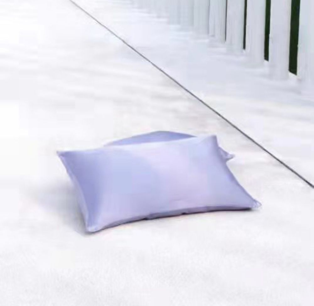 Picture of Silk Pillowcase (Natural Lavender Essential Oil Infused) 2 Pack