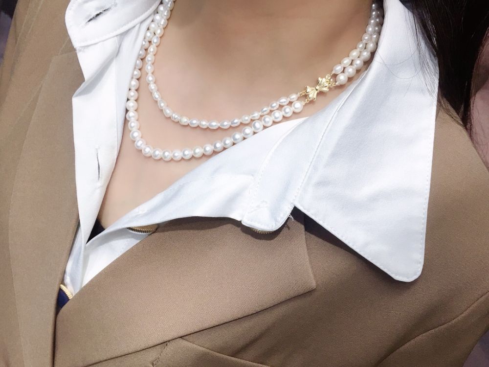 Picture of Natural freshwater pearls