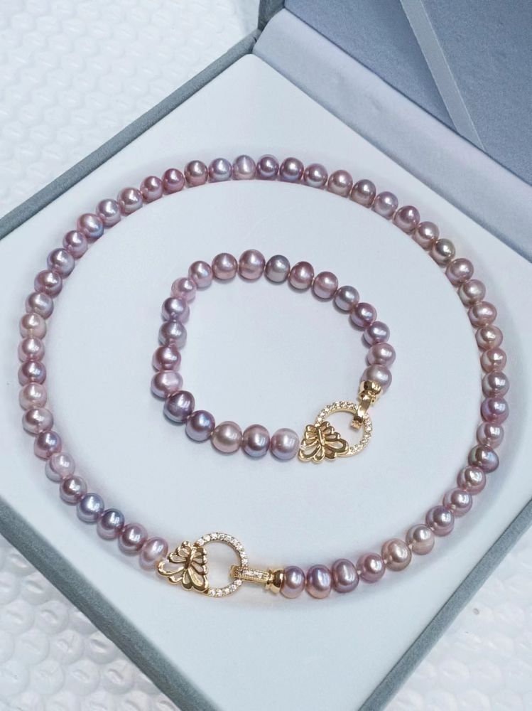 Picture of Natural freshwater pearls Bracelet+necklace