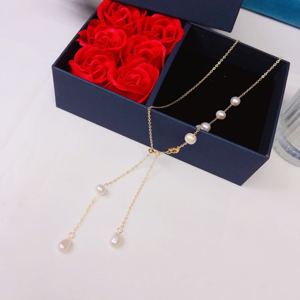 Picture of Natural pearl necklace