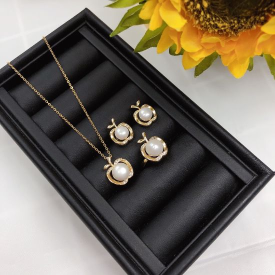 Picture of Little Apple Series Natural Freshwater Pearl Set