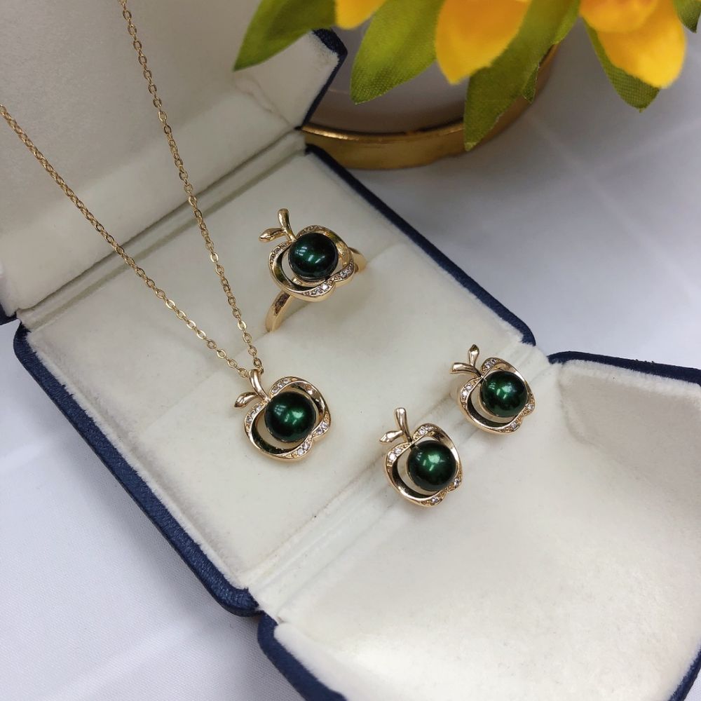 Picture of Little Apple Series Natural Freshwater Pearl Set