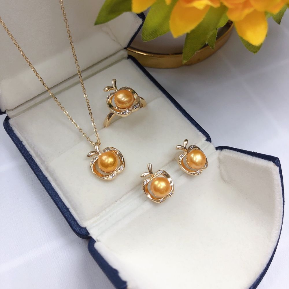 Picture of Little Apple Series Natural Freshwater Pearl Set