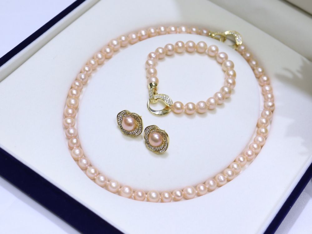 Picture of Natural Freshwater Bead Set