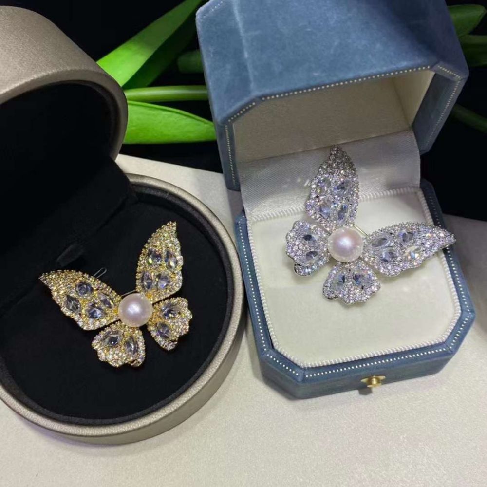 Picture of Natural pearl butterfly brooch
