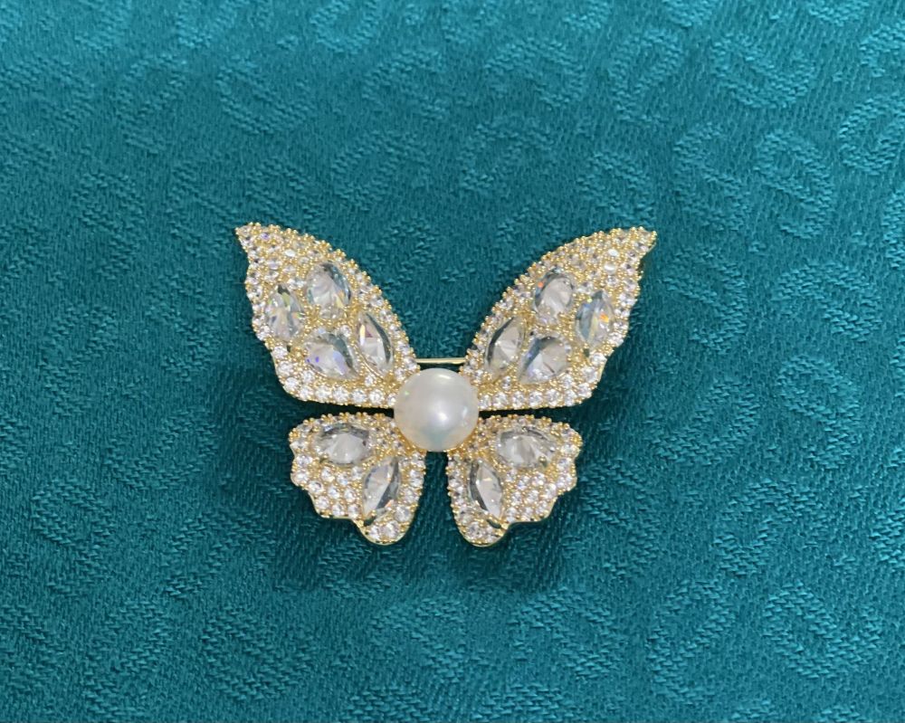 Picture of Natural pearl butterfly brooch