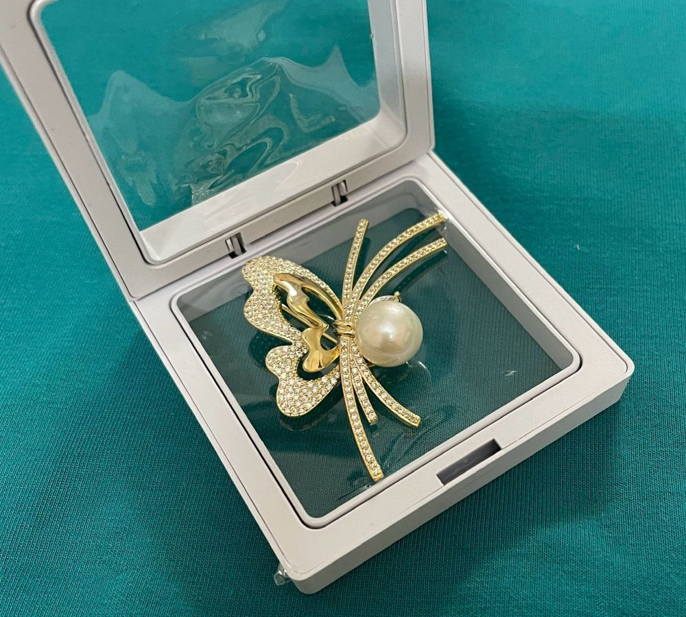 Picture of Natural pearl butterfly brooch