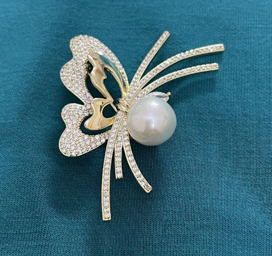Picture of Natural pearl butterfly brooch