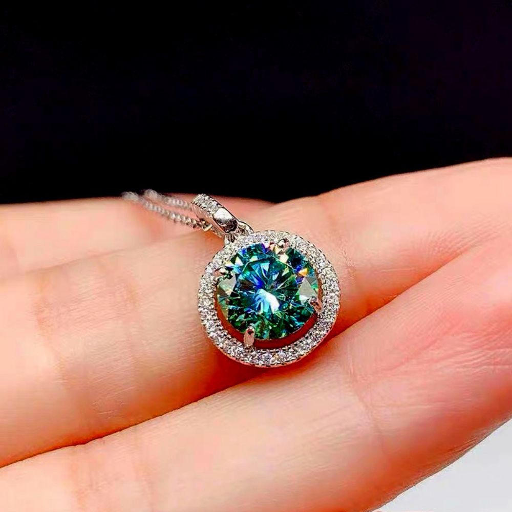 Picture of S925 Silver Mozambique Stone Pendant Necklace for Women with Six-Prong Setting