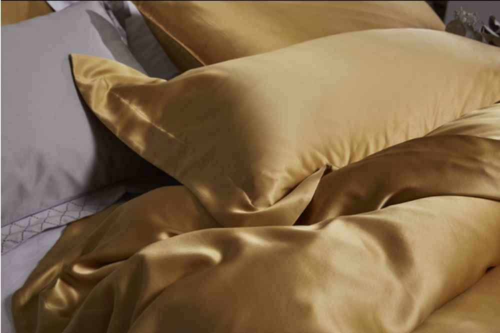 Picture of CATHAYA  Silk Pillowcase YHIP46100