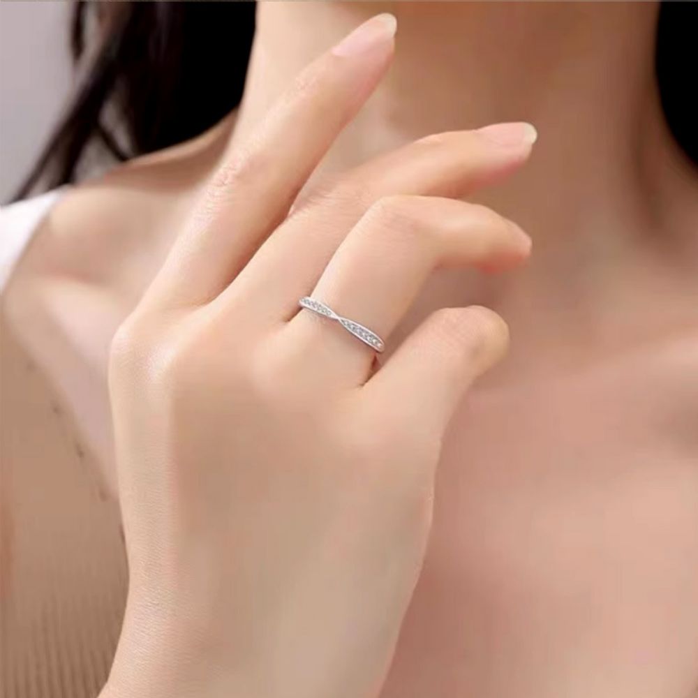 Picture of S925 Sterling Silver Simple Interlaced Moissanite Ring