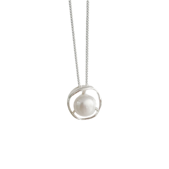 Picture of Tichy Hollow Irregular Freshwater Pearl Pendant Necklace
