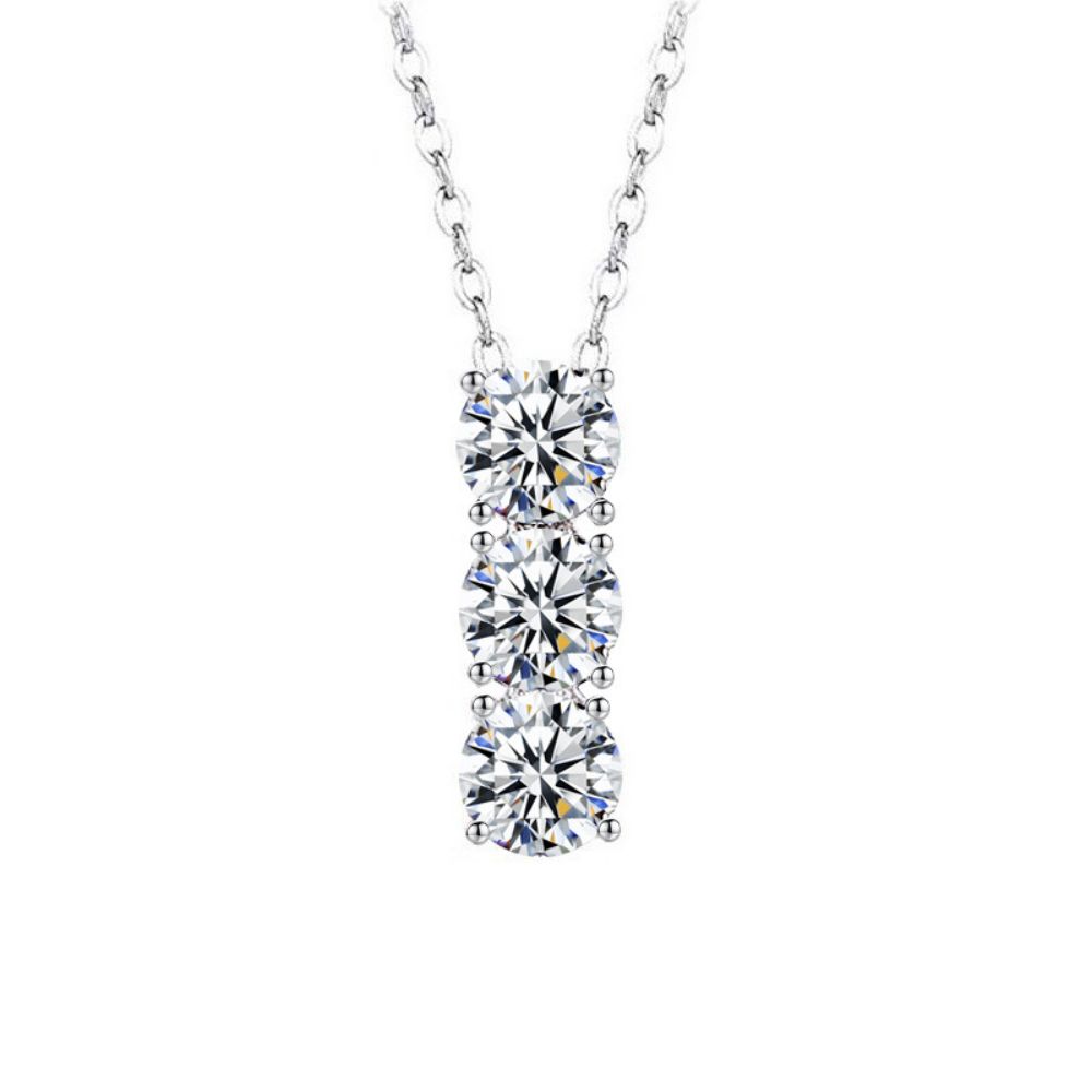Picture of S925 Silver Moissanite Single-Line Necklace