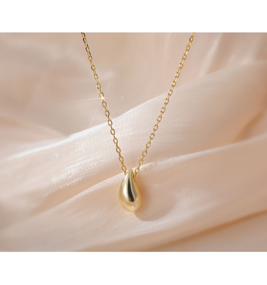 Picture of Titch S925 Silver Teardrop Pendant Necklace