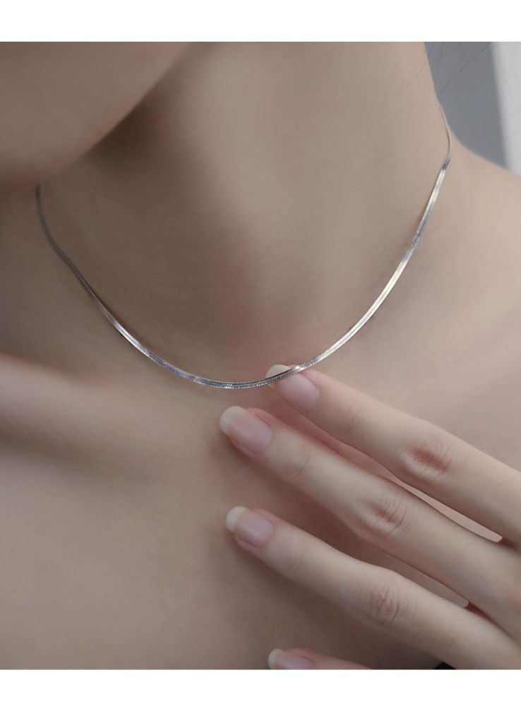 Picture of Titch 925 Silver Collarbone Blade Pendant Necklace
