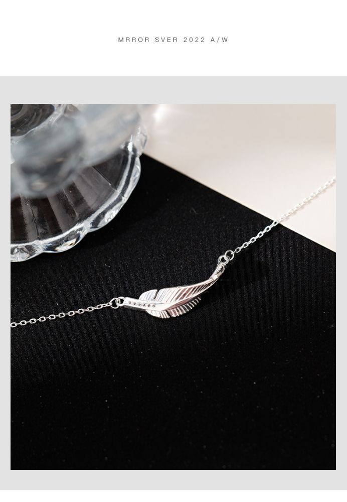 Picture of Titch 925 Silver Feather Necklace