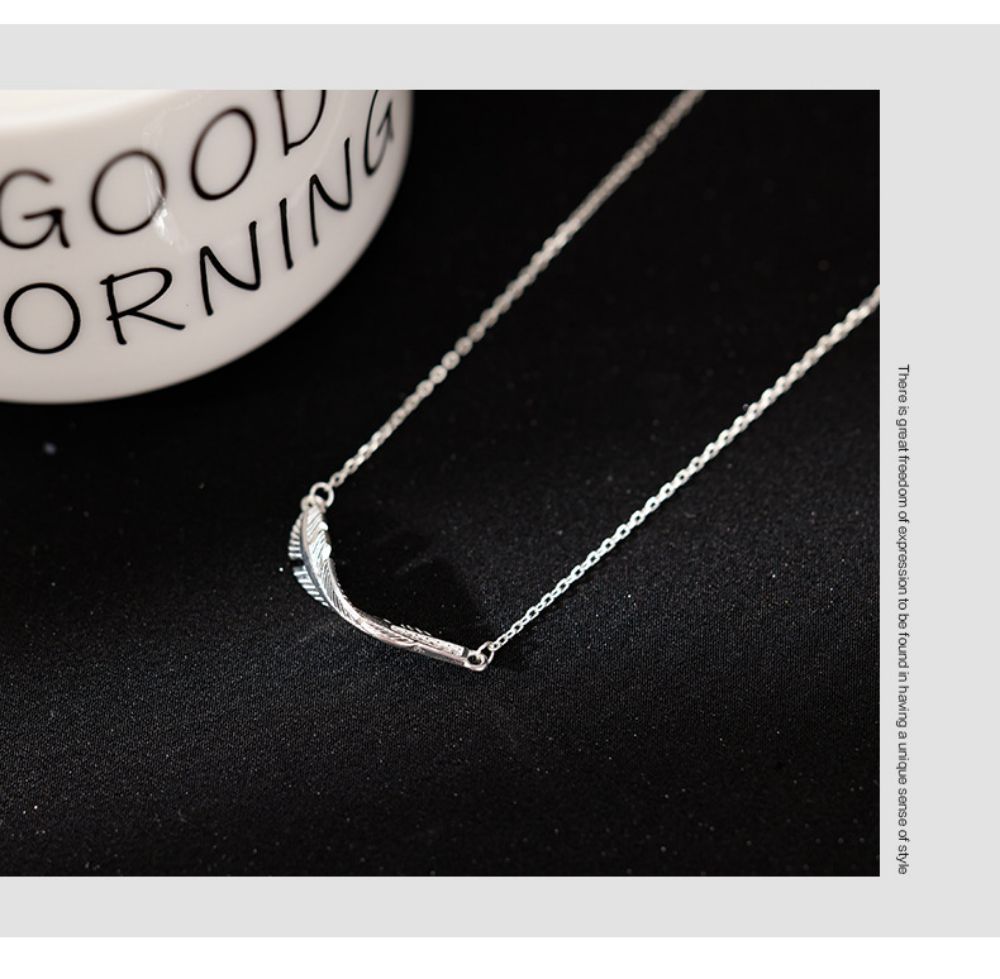 Picture of Titch 925 Silver Feather Necklace