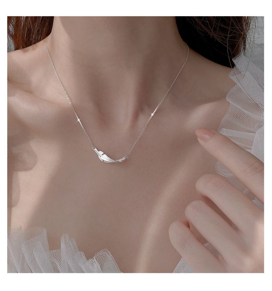 Picture of Titch 925 Silver Feather Necklace