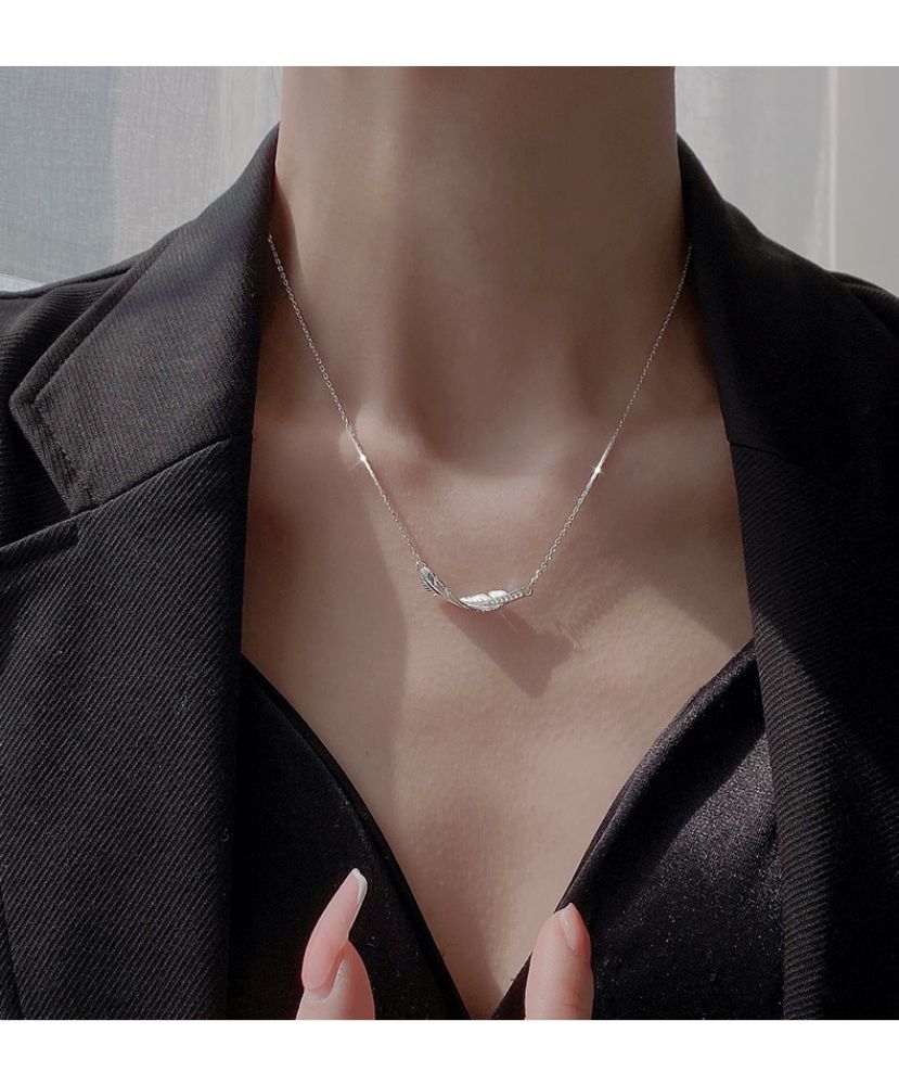 Picture of Titch 925 Silver Feather Necklace