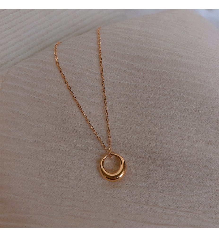 Picture of Titch S925 Silver Geometric Circle Necklace
