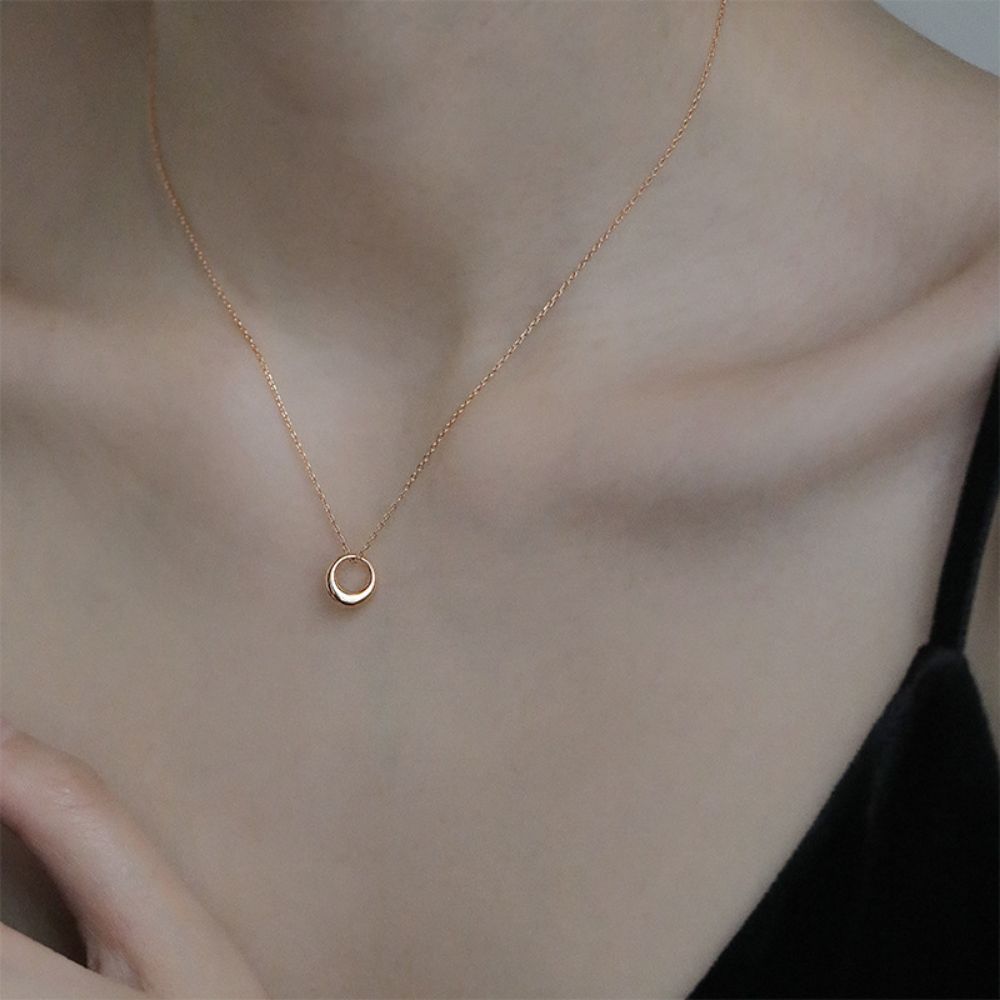 Picture of Titch S925 Silver Geometric Circle Necklace