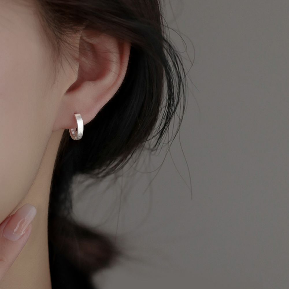 Picture of Tichi 999 pure silver brushed matte plain circle earrings