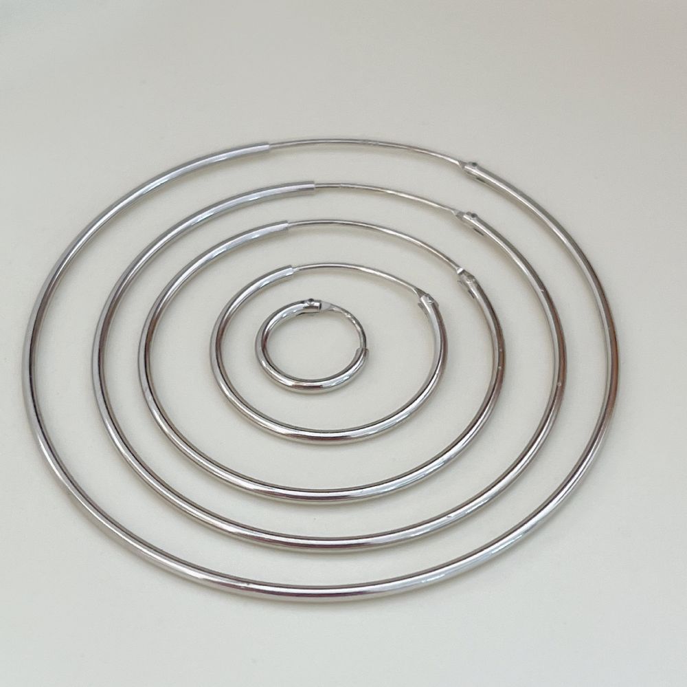 Picture of The Titchy 925 Sterling Silver Simple Hoop Earrings