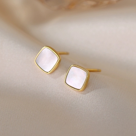 Picture of Ti S925 Silver Square Shell Earrings