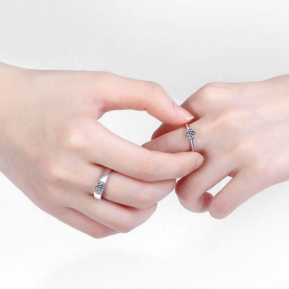 Picture of S925 silver open moissanite ring