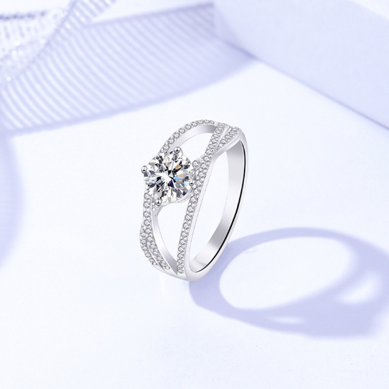 Picture of S925 silver crossed hollow-out Moissanite four-claw ring