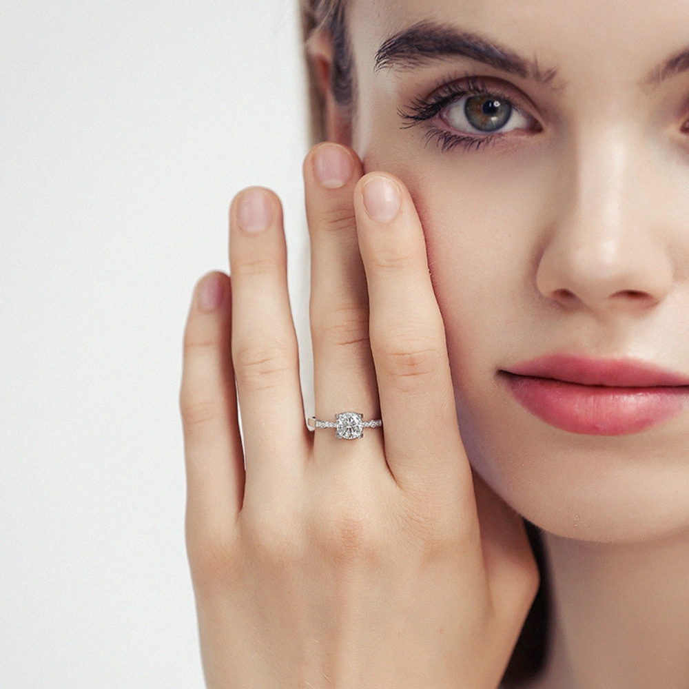 Picture of 925 silver ox head ring with four claws